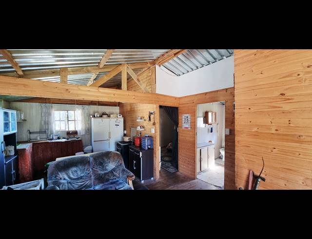 2 BEDROOM FREESTANDING FOR SALE IN UMTENTWENI